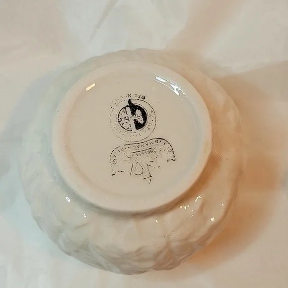 Vintage  Belleek LOTUS FLOWER Creamer & Sugar 3rd Black Mark 1926-1946 - Picture 4 of 5